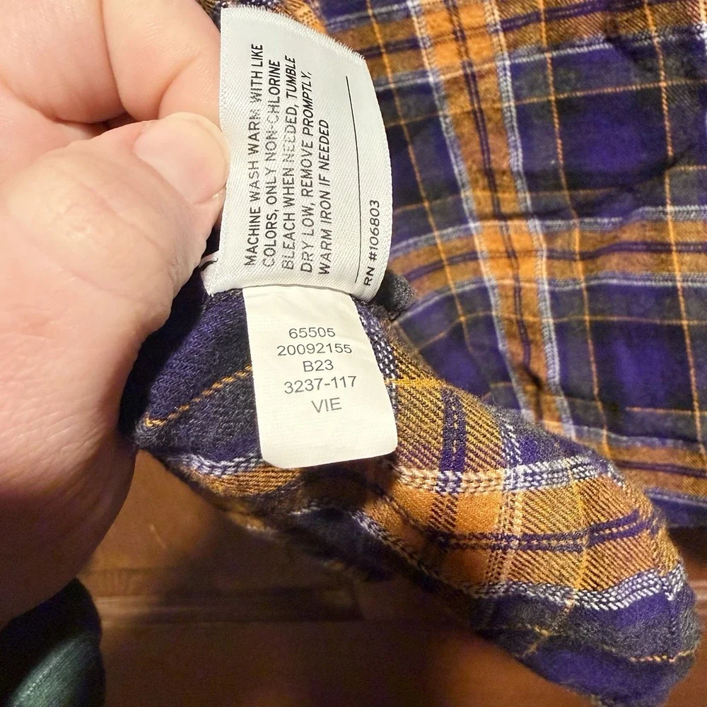Duluth Trading Women's Free Swingin Flannel Shirt Purple Yellow M Vikings Core - Picture 6 of 7